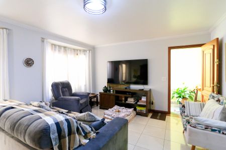 Casa à venda com 170m², 3 quartos e 3 vagasSala