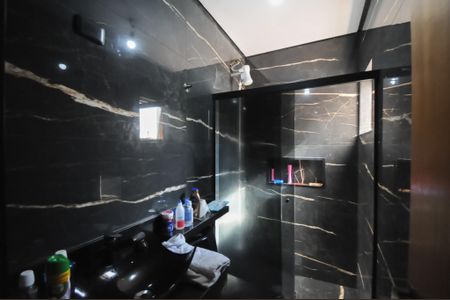 Apartamento à venda com 60m², 2 quartos e 1 vaga Apartamento à venda com 60m², 2 quartos e 1 vagaBanheiro Social