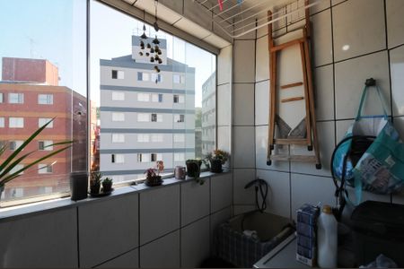 Apartamento à venda com 60m², 2 quartos e 1 vaga Apartamento à venda com 60m², 2 quartos e 1 vagaÁrea de Serviço