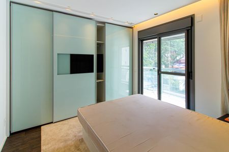 Apartamento à venda com 147m², 3 quartos e 2 vagasSuíte 2