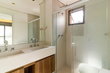 Apartamento à venda com 147m², 3 quartos e 2 vagasBanheiro da Suíte 2