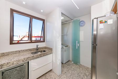 Apartamento à venda com 85m², 3 quartos e 2 vagasCozinha