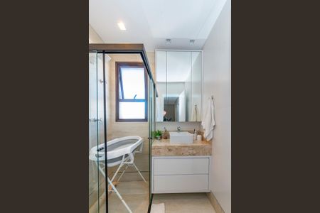 Apartamento à venda com 85m², 3 quartos e 2 vagasBanheiro Social