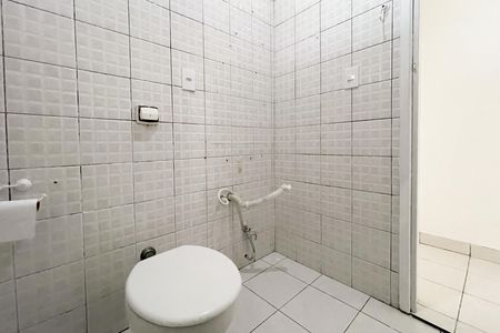 Apartamento para alugar com 55m², 1 quarto e sem vaga Apartamento para alugar com 55m², 1 quarto e sem vagaBanheiro