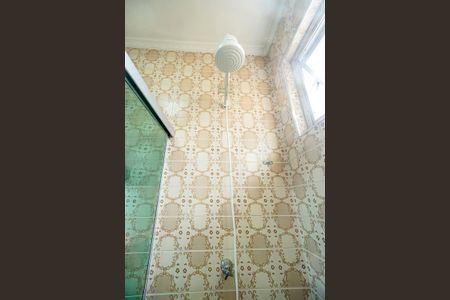 Casa à venda com 120m², 2 quartos e 1 vagaChuveiro