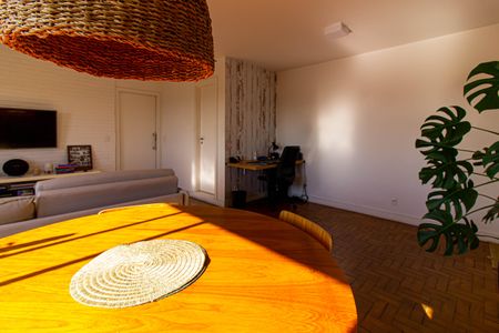 Apartamento à venda com 75m², 1 quarto e 1 vagaSala / Sala de Jantar
