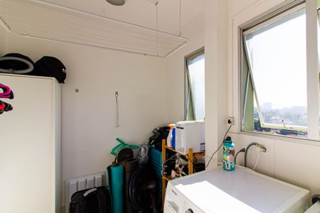 Apartamento à venda com 75m², 1 quarto e 1 vagaÁrea de Serviço