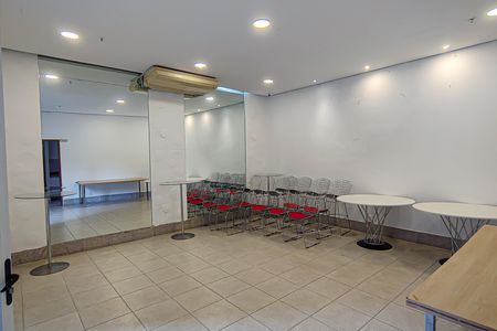 Apartamento para alugar com 134m², 3 quartos e 2 vagas Apartamento para alugar com 134m², 3 quartos e 2 vagasÁrea comum