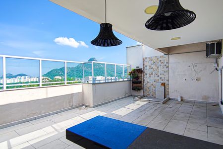 Apartamento para alugar com 134m², 3 quartos e 2 vagas Apartamento para alugar com 134m², 3 quartos e 2 vagascobertura