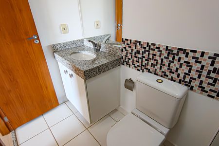 Apartamento para alugar com 134m², 3 quartos e 2 vagas Apartamento para alugar com 134m², 3 quartos e 2 vagasBanheiro da Suíte