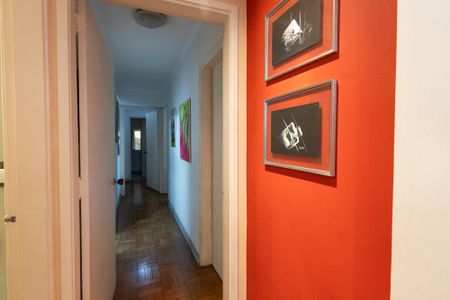 Apartamento à venda com 182m², 3 quartos e 2 vagasCorredor