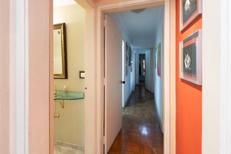 Apartamento à venda com 182m², 3 quartos e 2 vagasCorredor