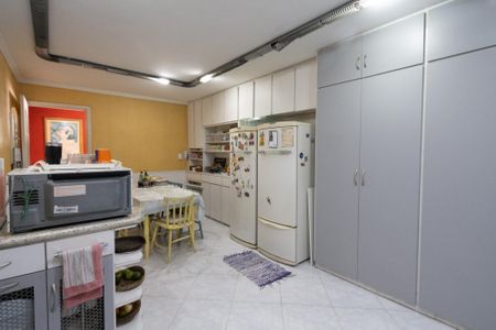 Apartamento à venda com 182m², 3 quartos e 2 vagasCozinha