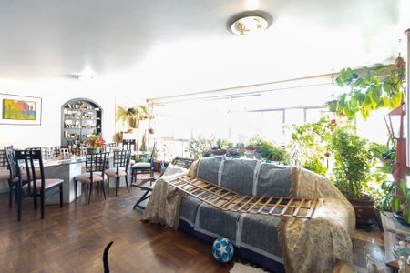 Apartamento à venda com 182m², 3 quartos e 2 vagasSala