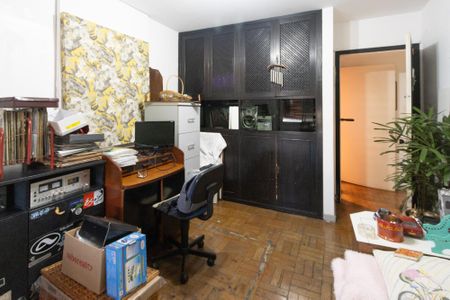 Apartamento à venda com 182m², 3 quartos e 2 vagasQuarto 3