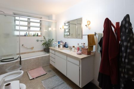 Apartamento à venda com 182m², 3 quartos e 2 vagasBanheiro