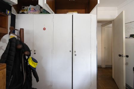 Apartamento à venda com 182m², 3 quartos e 2 vagasQuarto 2