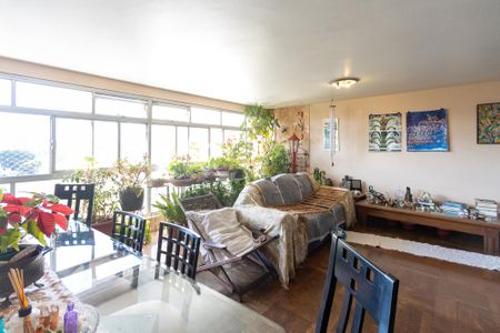 Apartamento à venda com 182m², 3 quartos e 2 vagasSala