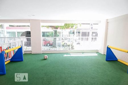 Apartamento à venda com 71m², 2 quartos e 1 vagaÁrea comum