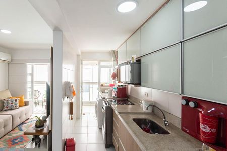 Apartamento à venda com 71m², 2 quartos e 1 vagaCozinha