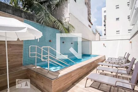 Apartamento à venda com 71m², 2 quartos e 1 vagaÁrea comum