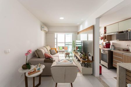 Apartamento à venda com 71m², 2 quartos e 1 vagaSala
