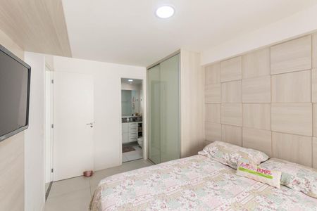 Apartamento à venda com 71m², 2 quartos e 1 vagaSuíte
