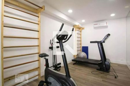 Apartamento à venda com 71m², 2 quartos e 1 vagaÁrea comum