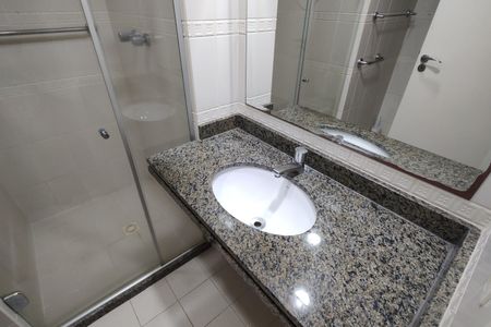 Apartamento à venda com 100m², 3 quartos e 2 vagasBanheiro Social