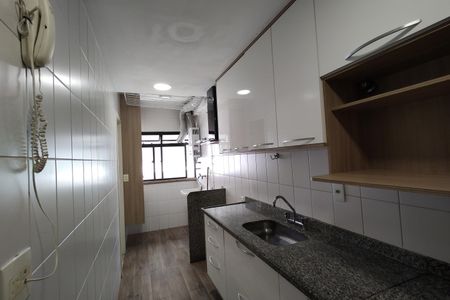 Apartamento à venda com 100m², 3 quartos e 2 vagasCozinha - Armários