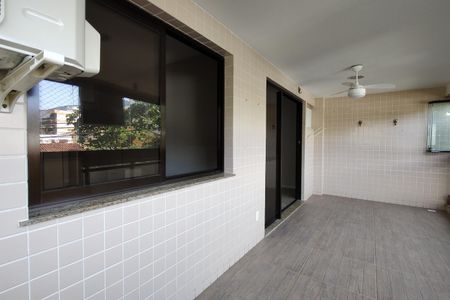 Apartamento à venda com 100m², 3 quartos e 2 vagasVaranda da Sala