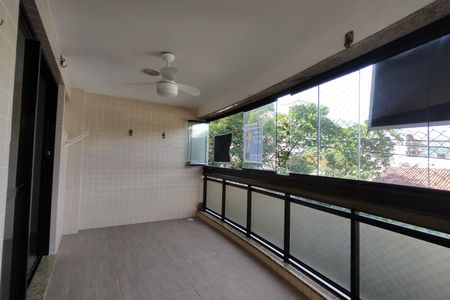 Apartamento à venda com 100m², 3 quartos e 2 vagasVaranda da Sala