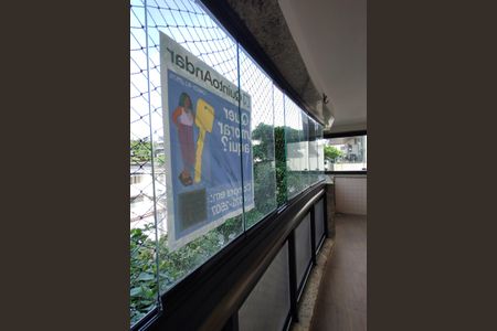 Apartamento à venda com 100m², 3 quartos e 2 vagasPlaca