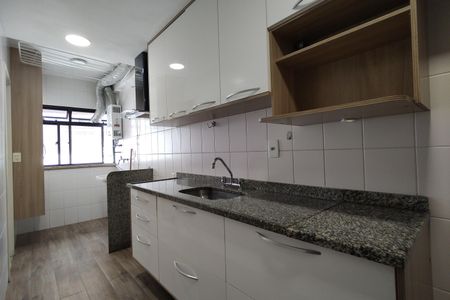 Apartamento à venda com 100m², 3 quartos e 2 vagasCozinha - Armários