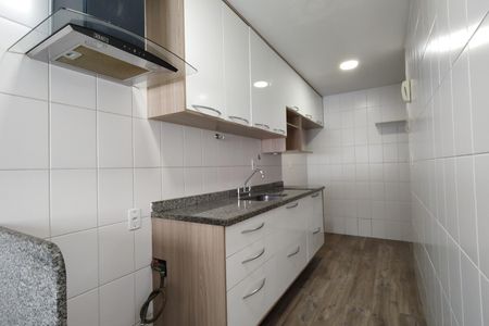Apartamento à venda com 100m², 3 quartos e 2 vagasCozinha - Armários