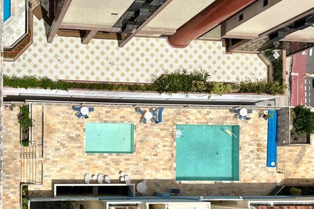 Apartamento à venda com 420m², 4 quartos e 6 vagasVista da Área de Serviço