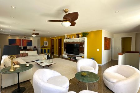 Apartamento à venda com 420m², 4 quartos e 6 vagasSala