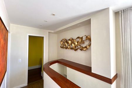 Apartamento à venda com 420m², 4 quartos e 6 vagasCorredor