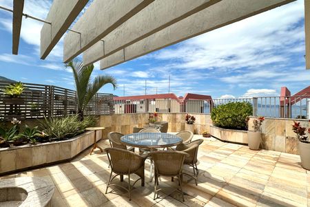 Apartamento à venda com 420m², 4 quartos e 6 vagasCobertura