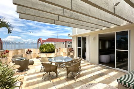 Apartamento à venda com 420m², 4 quartos e 6 vagasCobertura