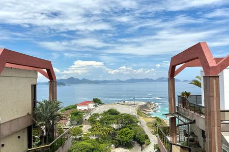 Apartamento à venda com 420m², 4 quartos e 6 vagasCobertura