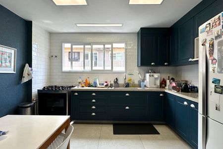 Apartamento à venda com 420m², 4 quartos e 6 vagasCozinha