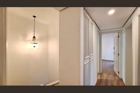 Apartamento à venda com 173m², 4 quartos e 3 vagas Apartamento à venda com 173m², 4 quartos e 3 vagasCorredor