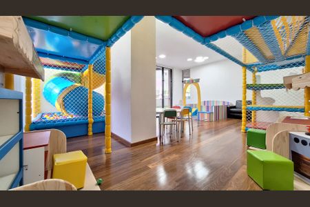 Apartamento à venda com 173m², 4 quartos e 3 vagas Apartamento à venda com 173m², 4 quartos e 3 vagasBrinquedoteca