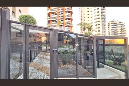 Apartamento à venda com 173m², 4 quartos e 3 vagas Apartamento à venda com 173m², 4 quartos e 3 vagasFachada