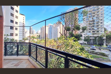 Apartamento à venda com 173m², 4 quartos e 3 vagas Apartamento à venda com 173m², 4 quartos e 3 vagasVaranda da Sala
