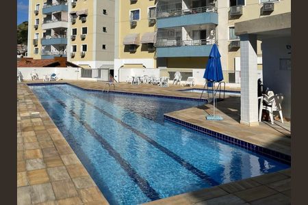 Apartamento à venda com 172m², 3 quartos e 1 vaga Apartamento à venda com 172m², 3 quartos e 1 vagaÁrea comum - Piscina