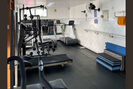 Apartamento à venda com 172m², 3 quartos e 1 vaga Apartamento à venda com 172m², 3 quartos e 1 vagaÁrea comum - Academia