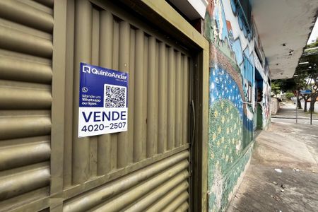 Casa à venda com 85m², 2 quartos e 1 vagaPlaquinha Instalada