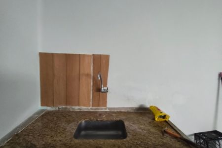 Casa à venda com 100m², 2 quartos e 4 vagasCômodo Extra
